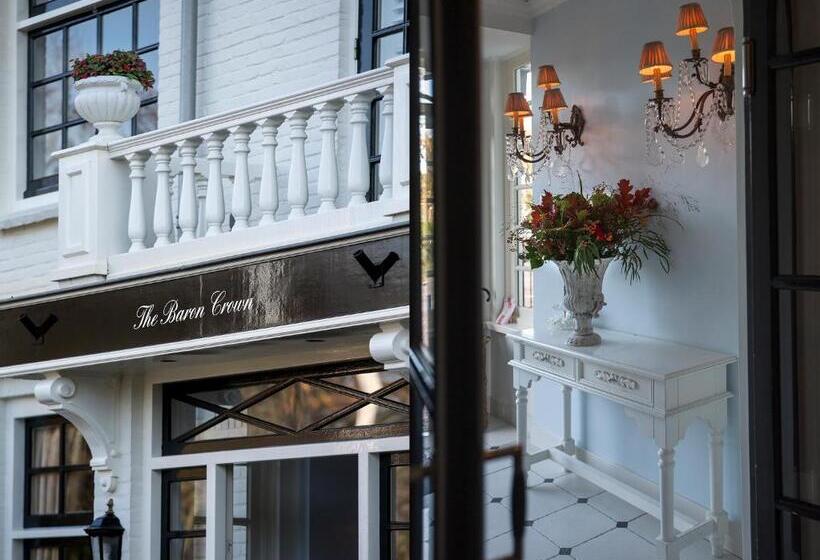 B & B Hotel The Baron Crown