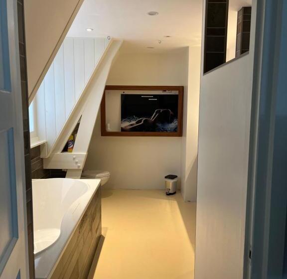 تختخواب و صبحانه Bommelsteijn Lodge