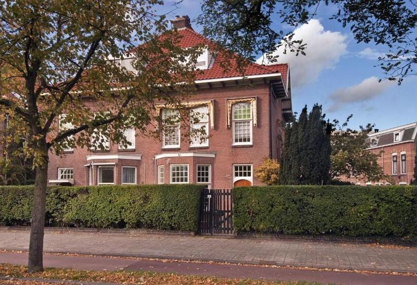 B&b De Schiedamse Suites