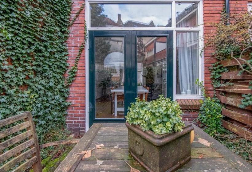 B&b In De Kromme Jak