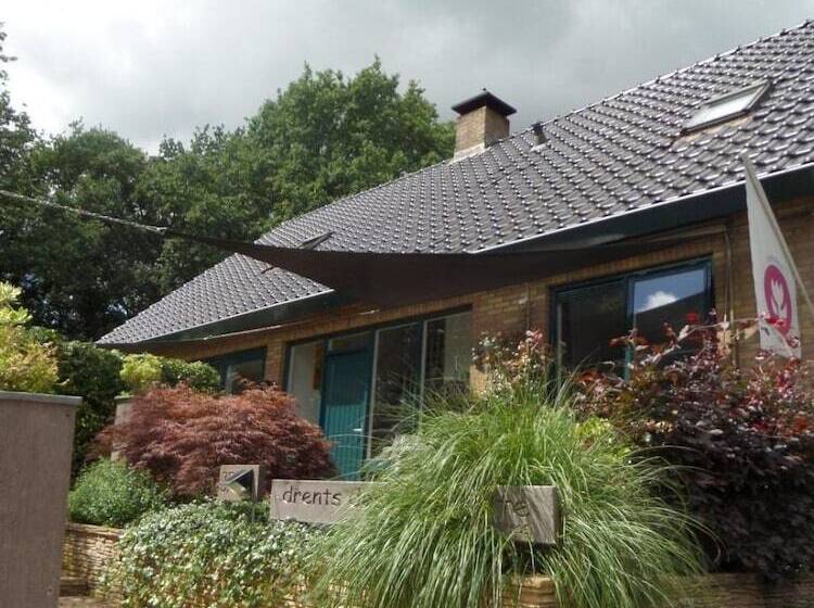 B&b Opdeparkkamp Met Laadpaal Voor Elektrische Auto S