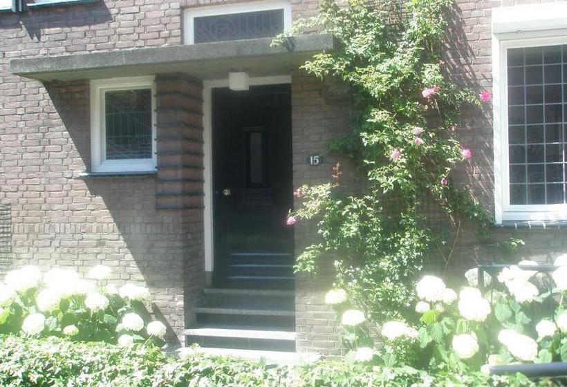 Aamiaismajoitus (B&B) Alberti Bed & Bike