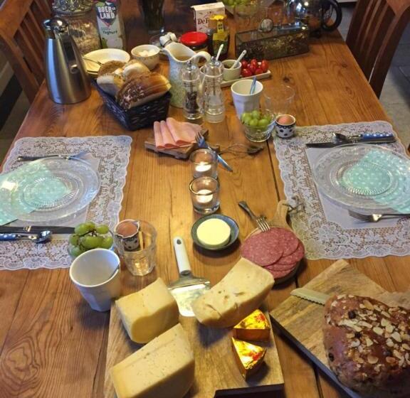 تختخواب و صبحانه Boerenhofstede De Overhorn