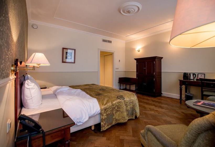 مبيت وإفطار Kasteel De Wittenburg