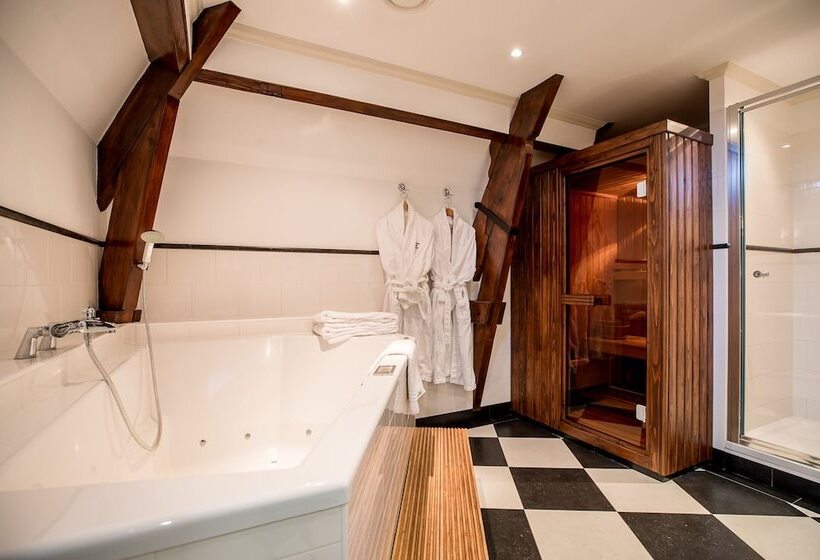 مبيت وإفطار Kasteel De Wittenburg