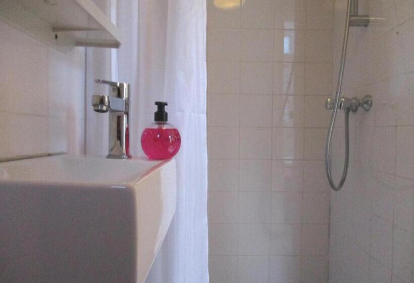 تختخواب و صبحانه Miss Jordaan For Quiet Travellers