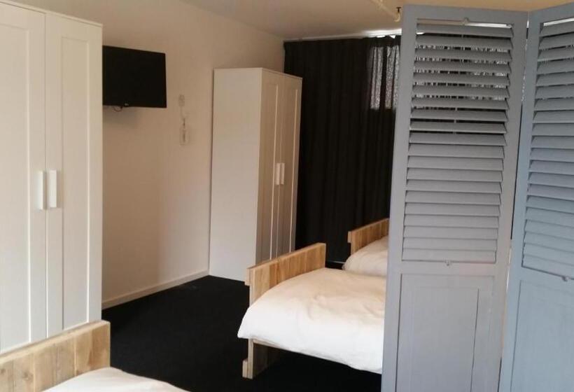 Bed and Breakfast Oekepoek Down Town