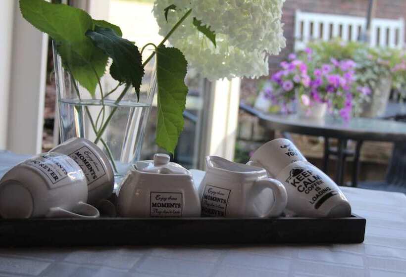 تختخواب و صبحانه Slapen & Smullen