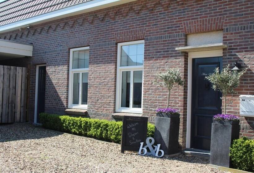 تختخواب و صبحانه Slapen & Smullen