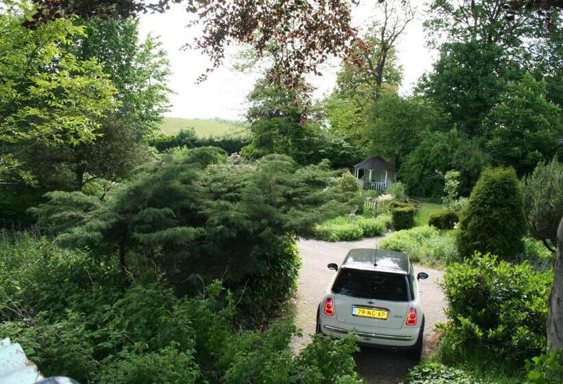 تختخواب و صبحانه Villa Wambach