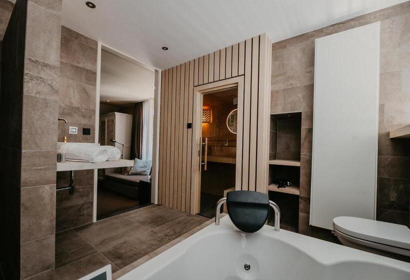 مبيت وإفطار Villa Westerduin