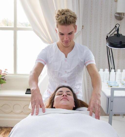 مبيت وإفطار Wellness Sauna Beauty Farm Midwolda