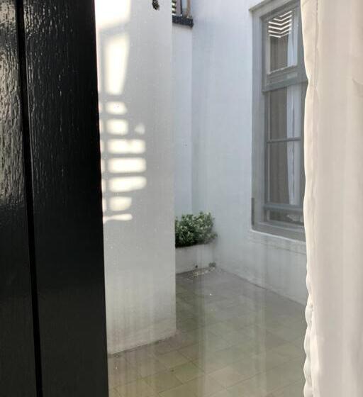 住宿加早餐  Zocher6 Bnb A Monumental Town House In The City Center