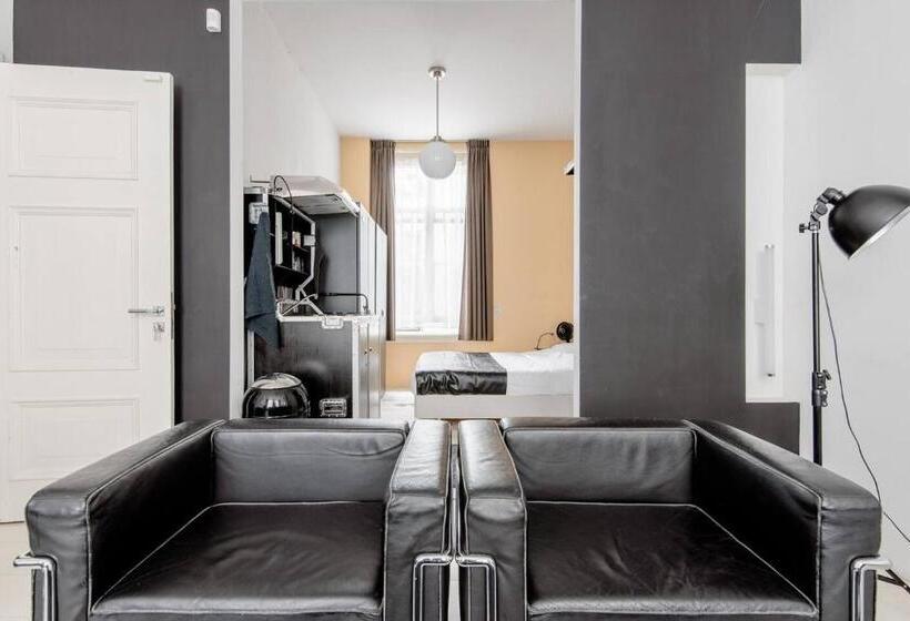 住宿加早餐  Zocher6 Bnb A Monumental Town House In The City Center