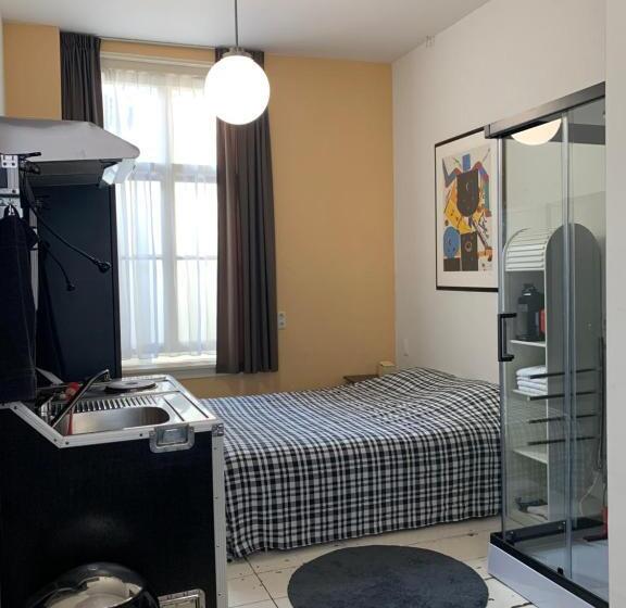 住宿加早餐  Zocher6 Bnb A Monumental Town House In The City Center