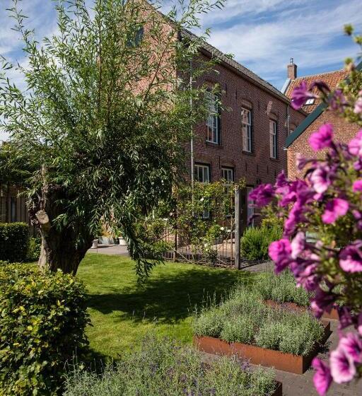 Bed & Breakfast Monument076 Etten Leur