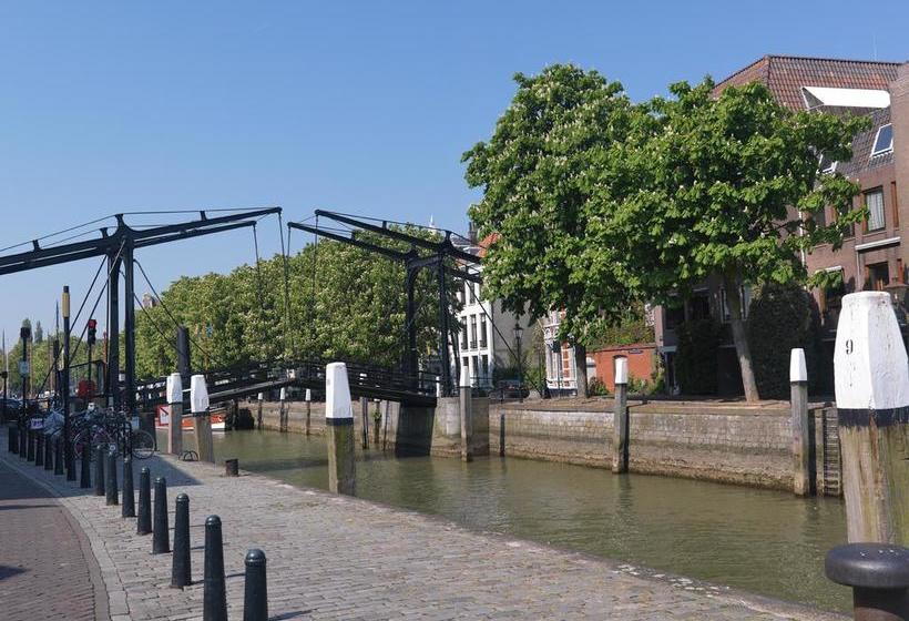 Hotel Bellevue Groothoofd  Restro