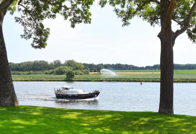 Het Raadhuys   Design B&b