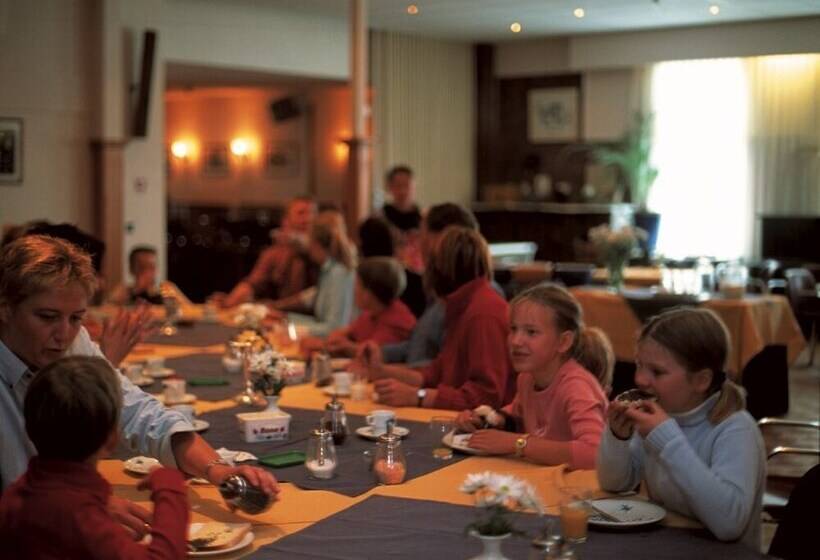 Hostel Herberg De Esborg Scheemda