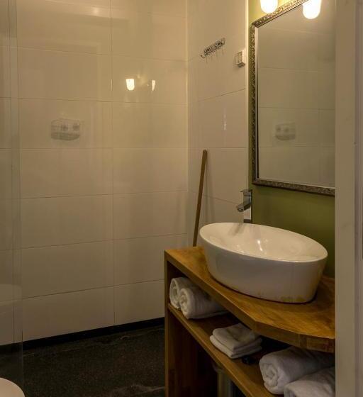 هتل B&b Hoeve De Vredenhof