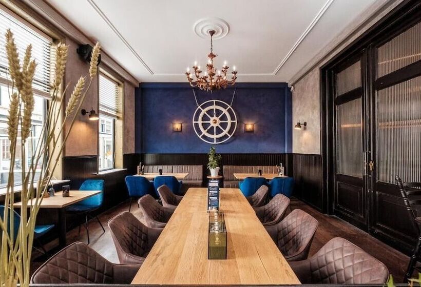 ホテル Brasserie Smits
