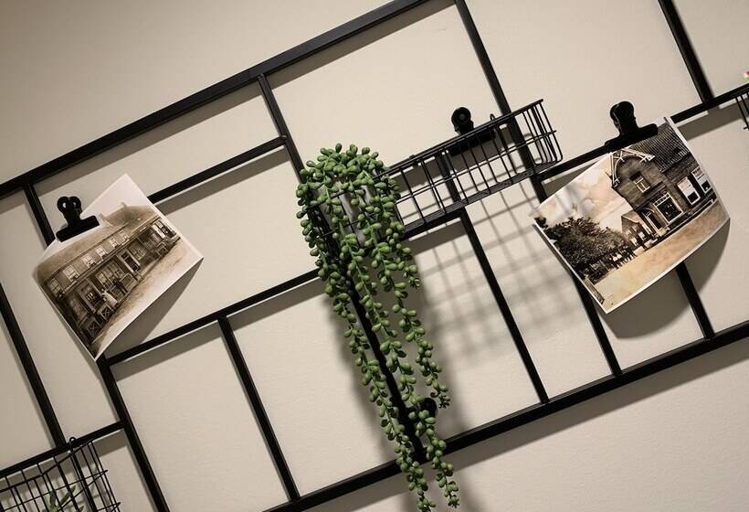 هتل Café Restaurant De Ploeg