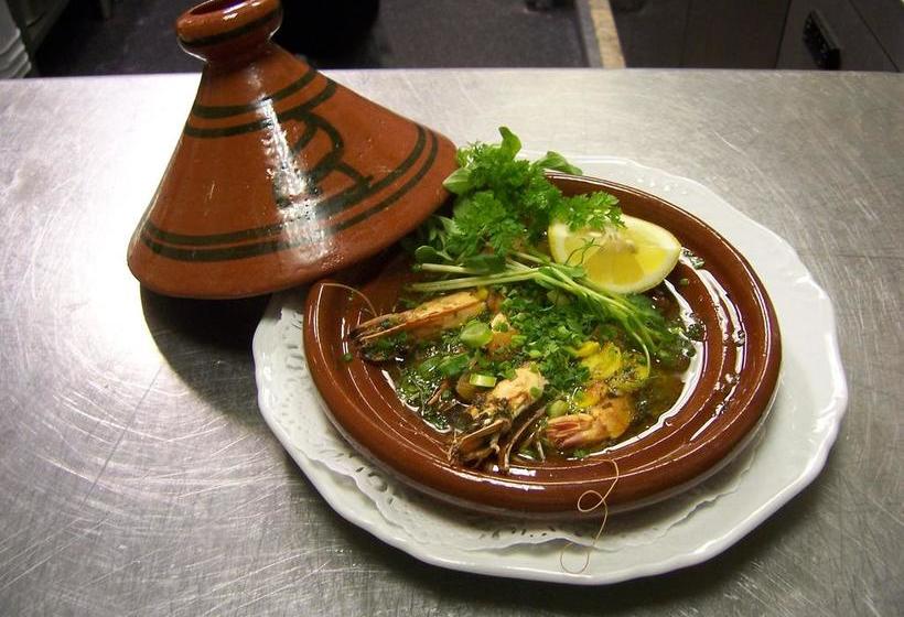 בית מלון כפרי 1851