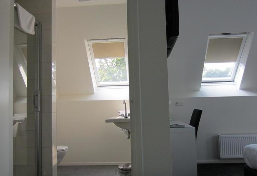 בית מלון כפרי 1851