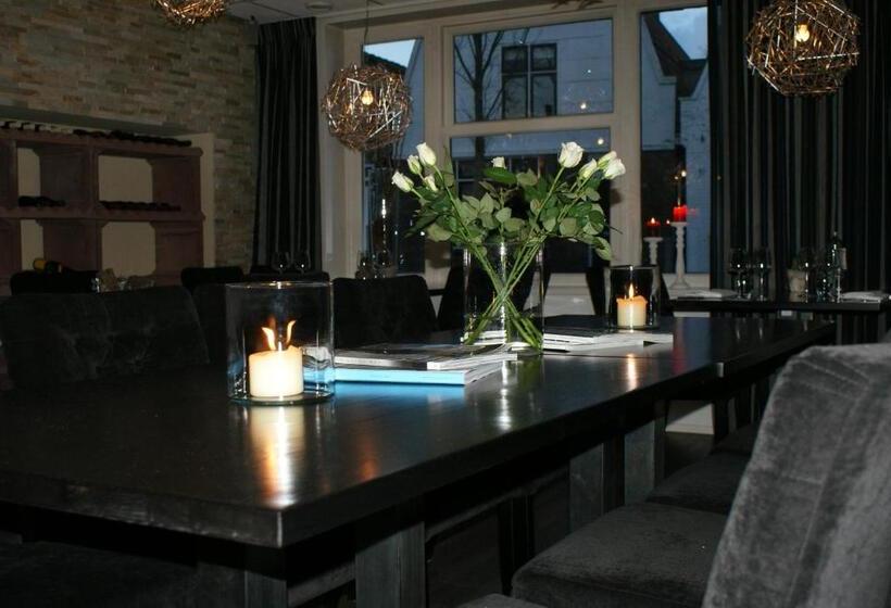 בית מלון כפרי De Herbergh Van Flielant