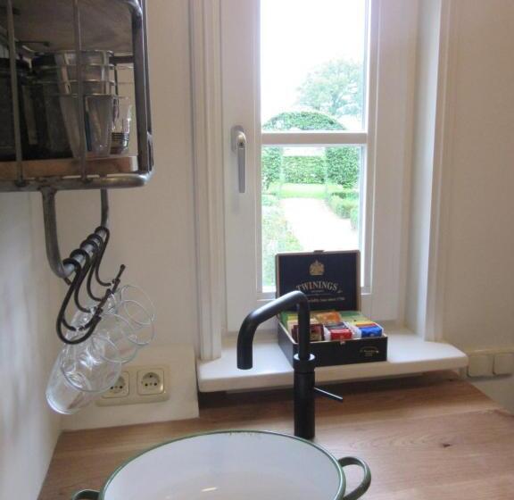 בית מלון כפרי De Hoestinkhof