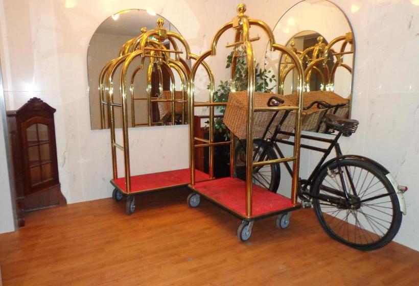 Отель De Rijper Eilanden