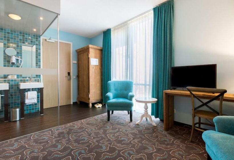 هتل De Roode Schuur