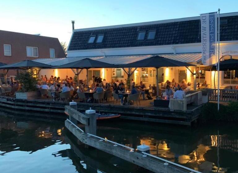 호텔 De Watersport Heeg