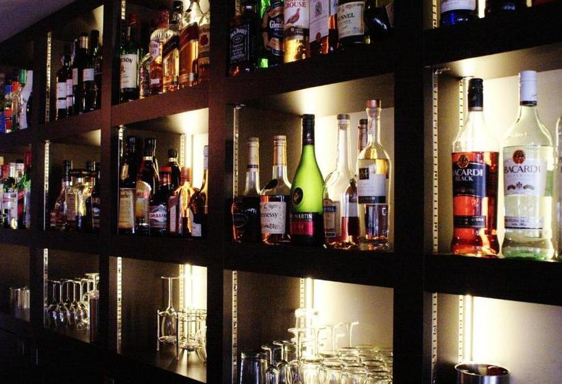 ホテル Et Le Cafe De Paris