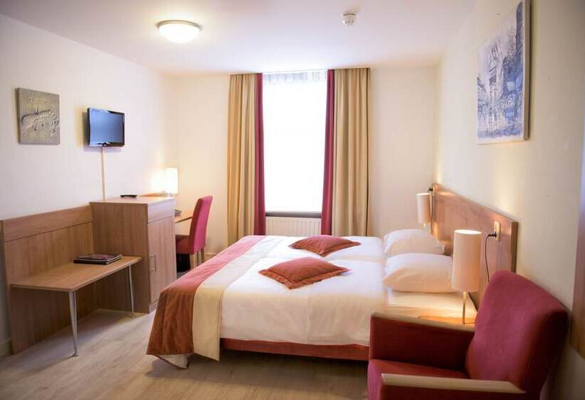 ホテル Et Le Cafe De Paris