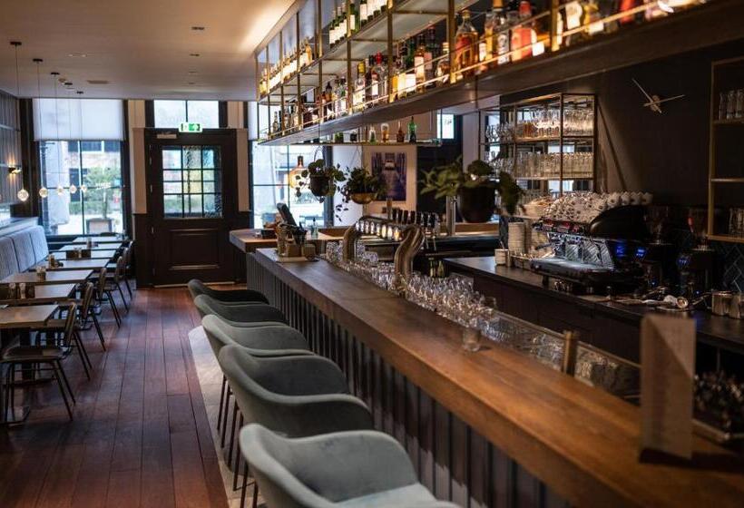 فندق Grandcafe De Doelen