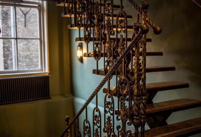 فندق Hector Zierikzee