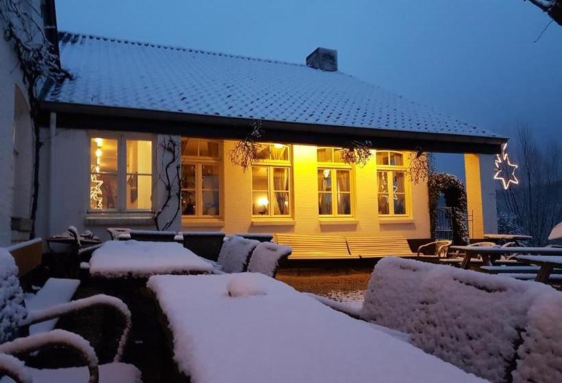 هتل ,herberg & Appartementen De Smidse