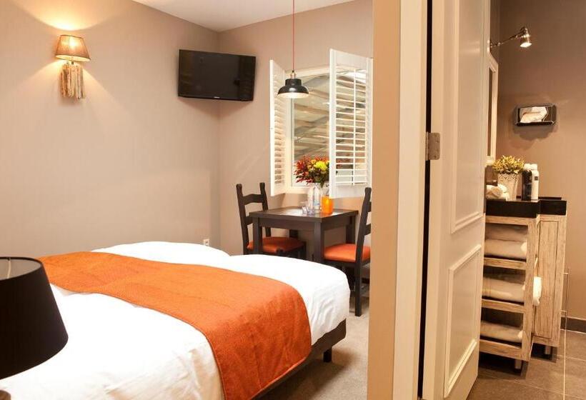 هتل Restaurant D N Dries