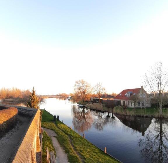 בית מלון כפרי Stedswal