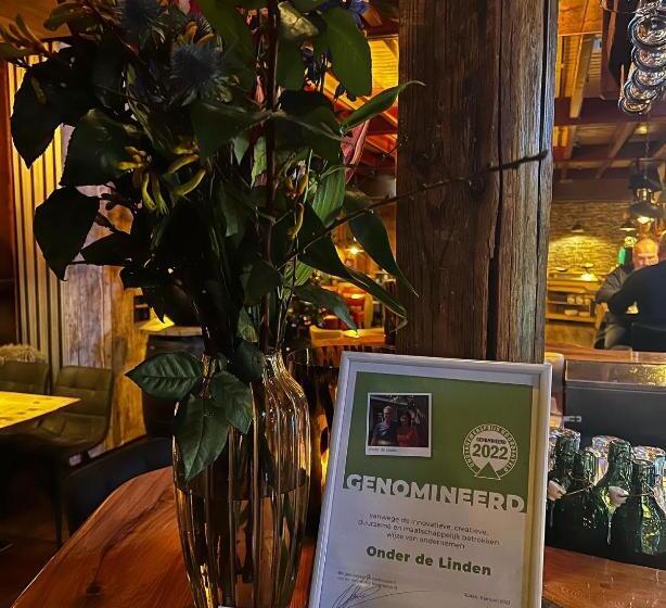 Отель Onder De Linden