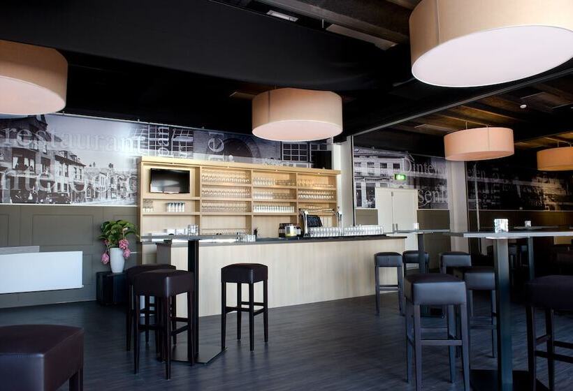 ホテル Restaurant Thuis!