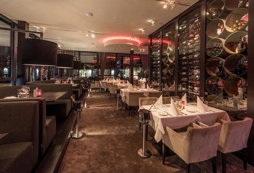 בית מלון כפרי Restaurant Unicum Elzenhagen