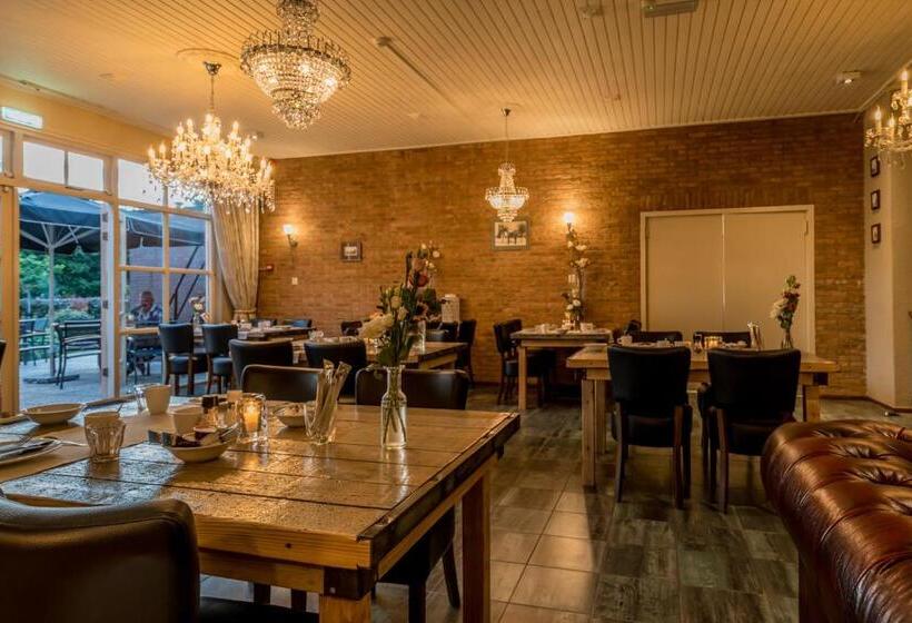 ホテル Restaurant Van Der Weijde
