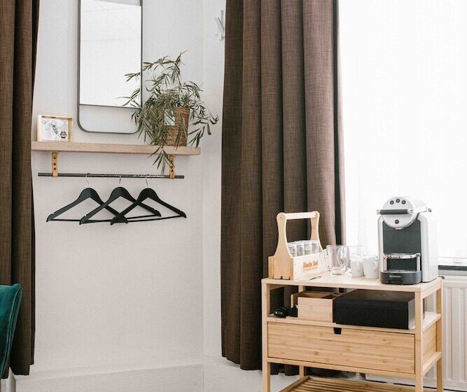 ホテル Stadsherberg De Poshoorn