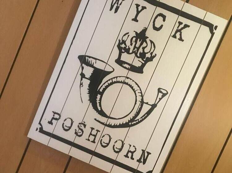 ホテル Stadsherberg De Poshoorn