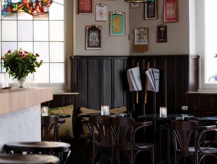 ホテル Stadsherberg De Poshoorn