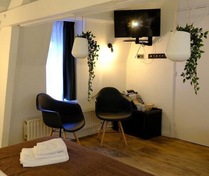 ホテル Stadsherberg De Poshoorn