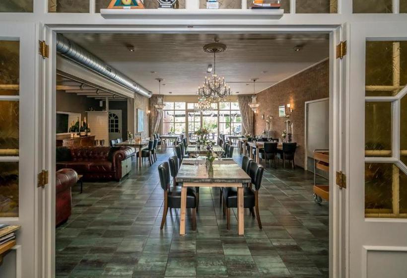 ホテル Restaurant Van Der Weijde