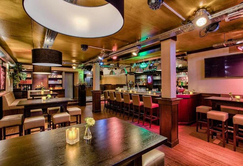 בית מלון כפרי Ter Stege